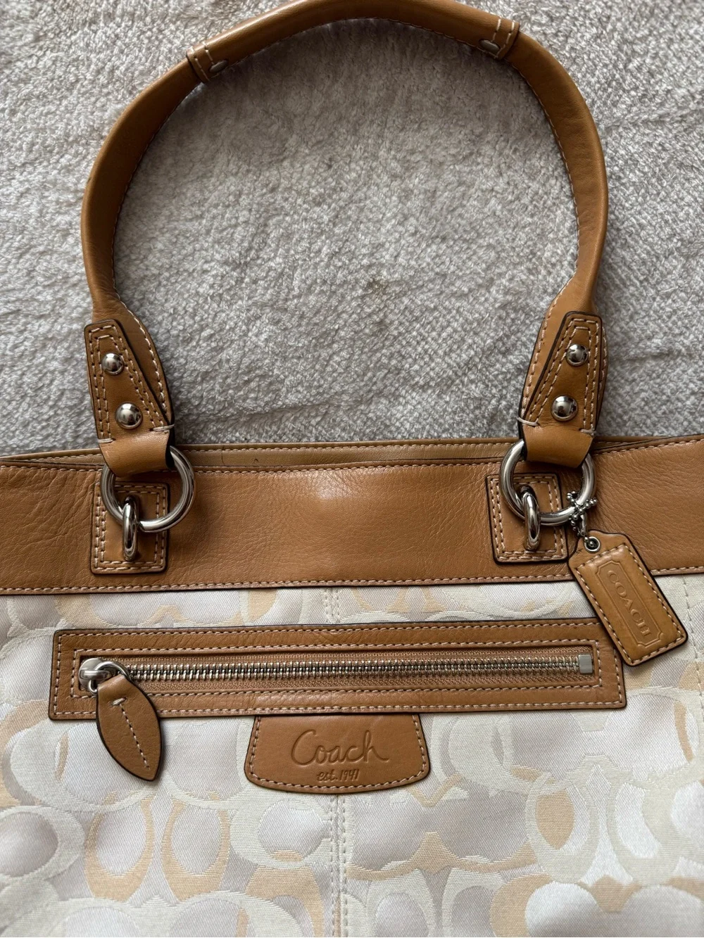 Coach classic shoulder